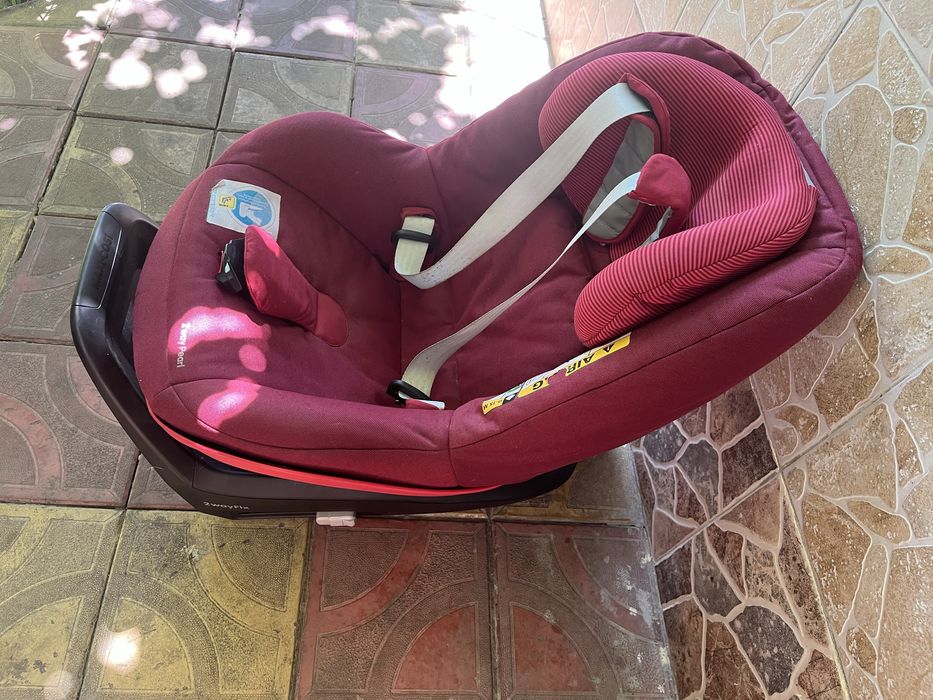 Scaun auto Maxi Cosi 2WayPearl + baza Isofix