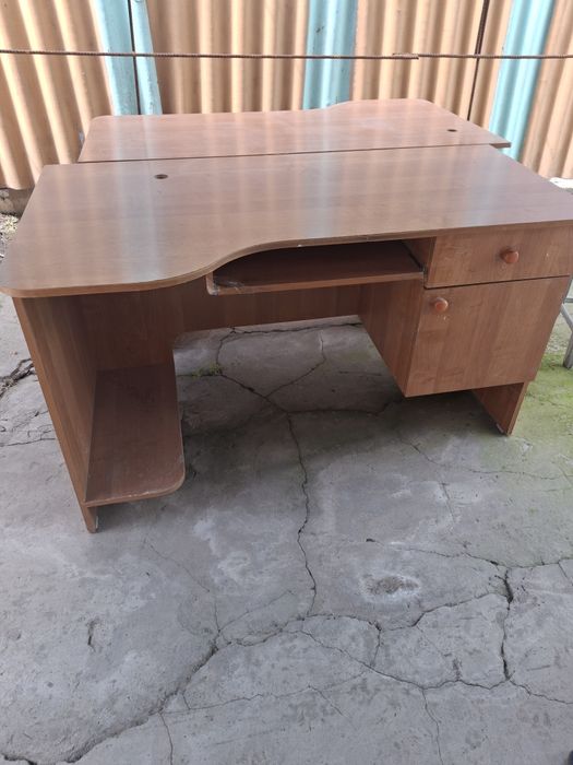 Столы компьютерные с офиса 2 шт.