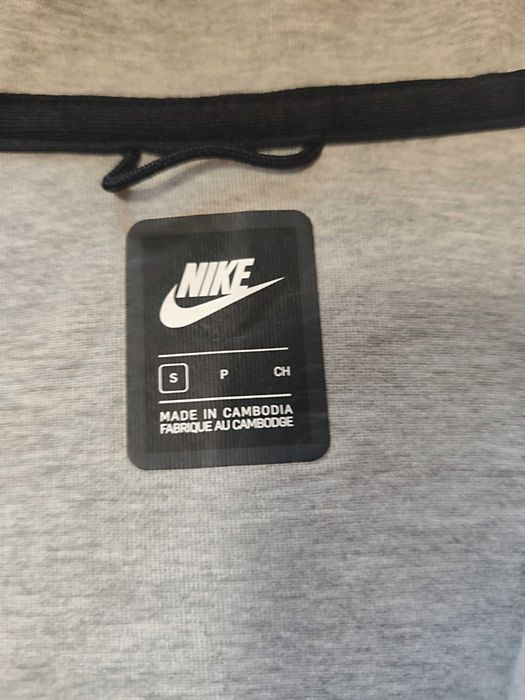 Мъжко горнище Nike tech fleece (размер S)