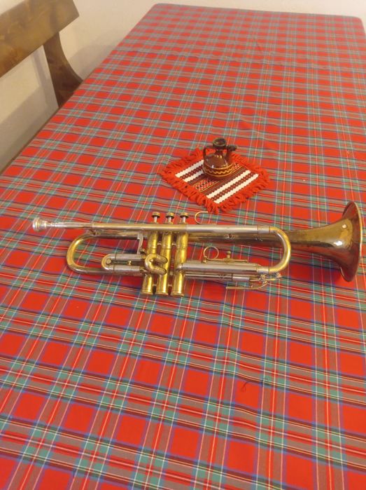 Тромпет Amati sirius-2