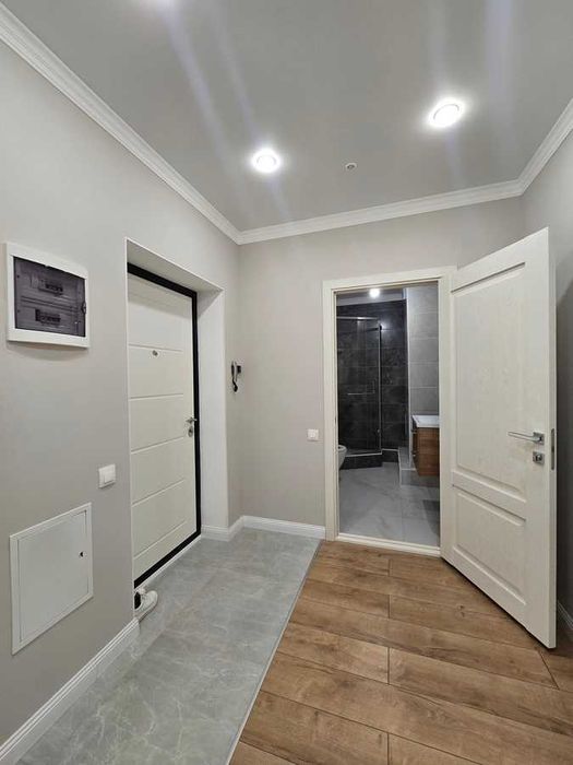 Продам 1 ком квартиру Варламова 27В