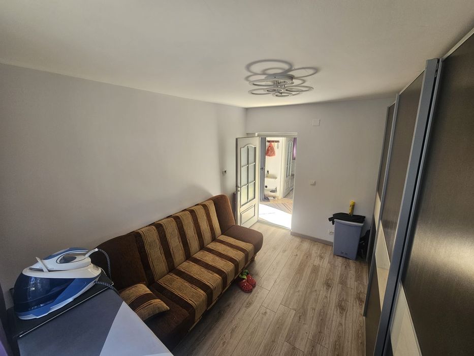 Casa 2 camere de vânzare,Piatra Neamt