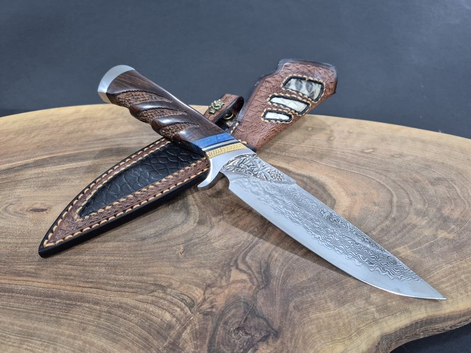 Ръчно изработен ловен нож дамаска стомана с кожена кания LN432
