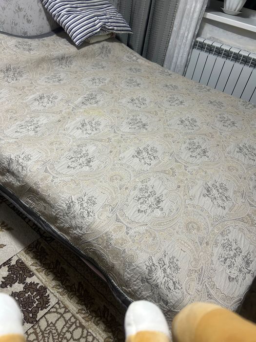 Кровать двуспальная