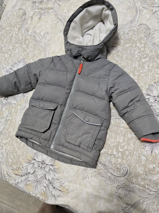 Продам куртку весна