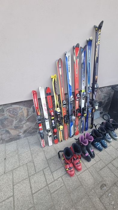 Schiuri și clăpari de vânzare