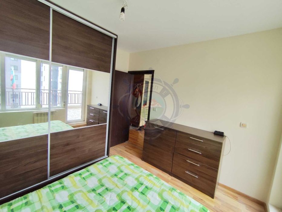 Двустаен обзаведен апартамент в кв.Възраждане1, гр.Варна