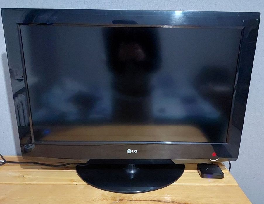 Продам смарт андройд телевизор LG 32 дюйма, 1080p