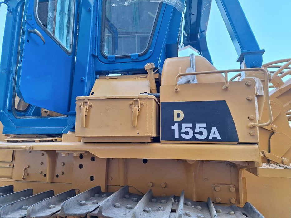 Продаётся бульдозер KAMATSU-155A-1..