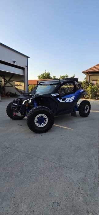 Can-Am Maverick x3