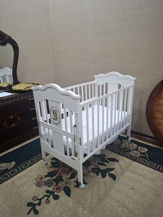 Продаётся кровать