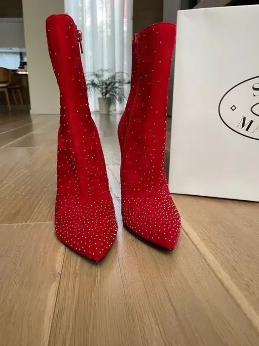 STEVE MADDEN велурени боти