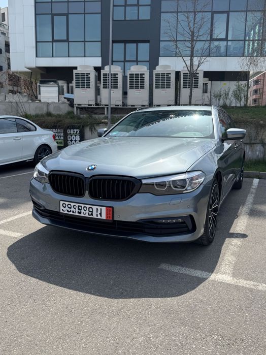 ПРОДАВА СЕ BMW 520d 2018 г