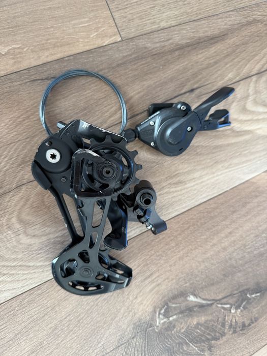 Команда и дерайльор Shimano Xt-11S