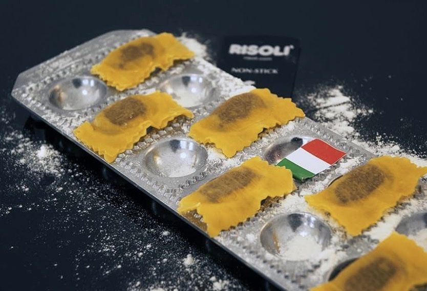 RISOLI RAVIOLCASA Formă pentru ravioli 24