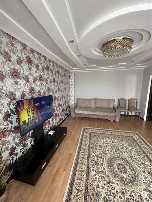 Сдаётся 3 комн квартира