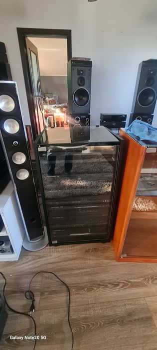 Vând  Rack uri (Rafturi) Audio Harman Kardon și Sony