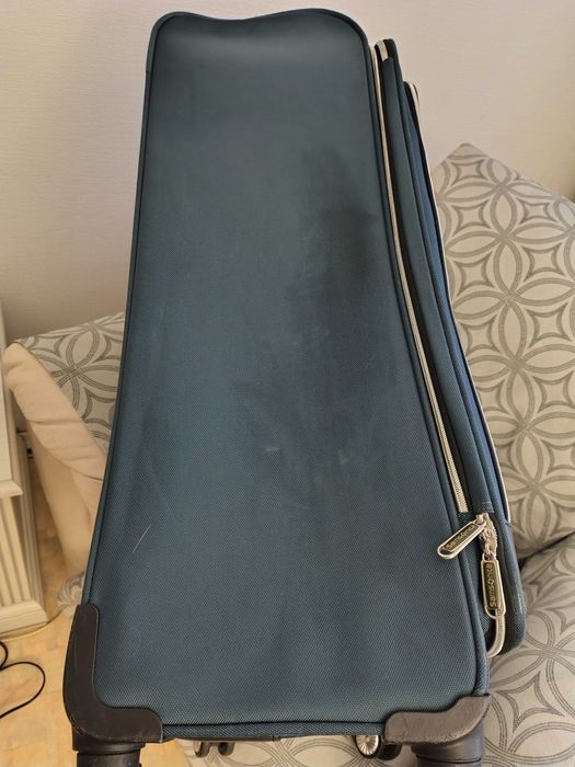 Чемодан размер XL Samsonite текстиль. Срочно