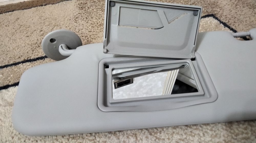 Козырек на Кобальт