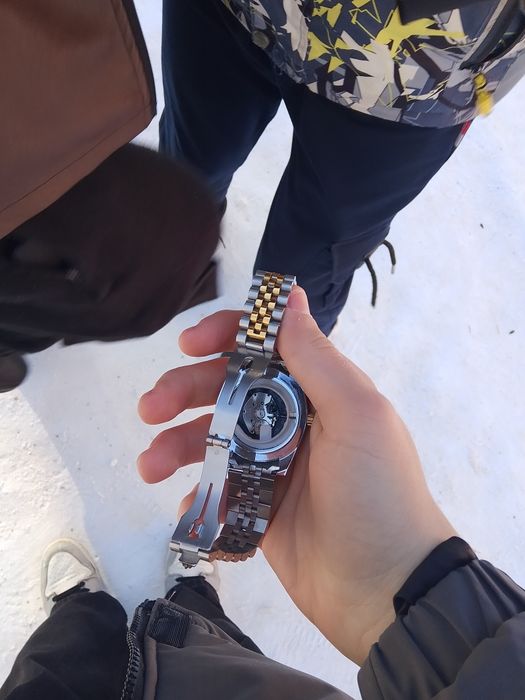 Rolex продаю или обмениваю на Iphone 8 plus