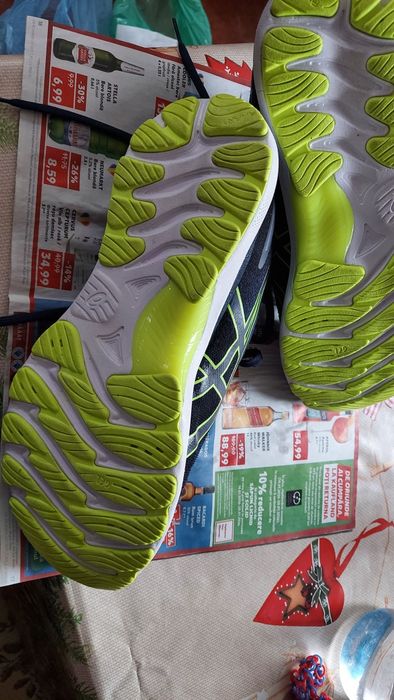 Vand adidasi Oasics Gel Ziruss