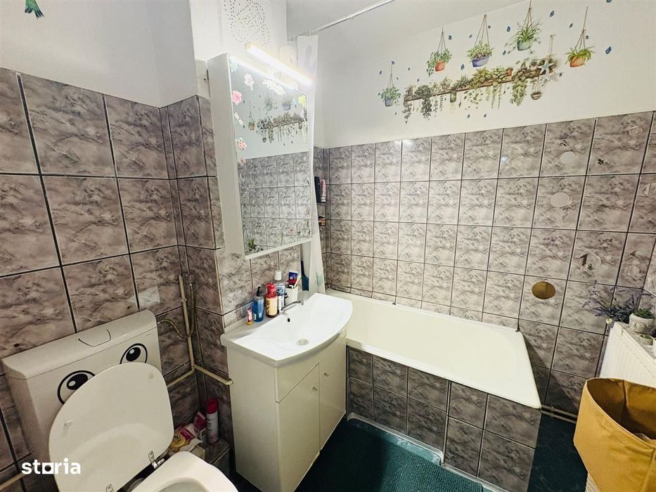 Apartament 3 camere - 2 balcoane - Valea Aurie