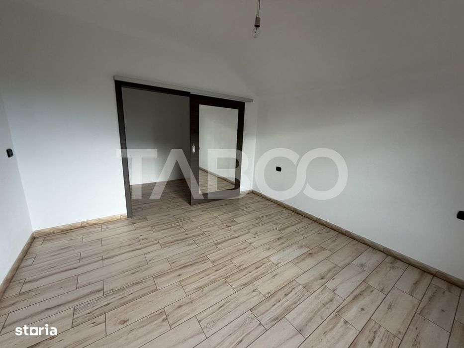 Casa individuala 5 camere 3 bai garaj 497 m teren liber Sat Sercaia
