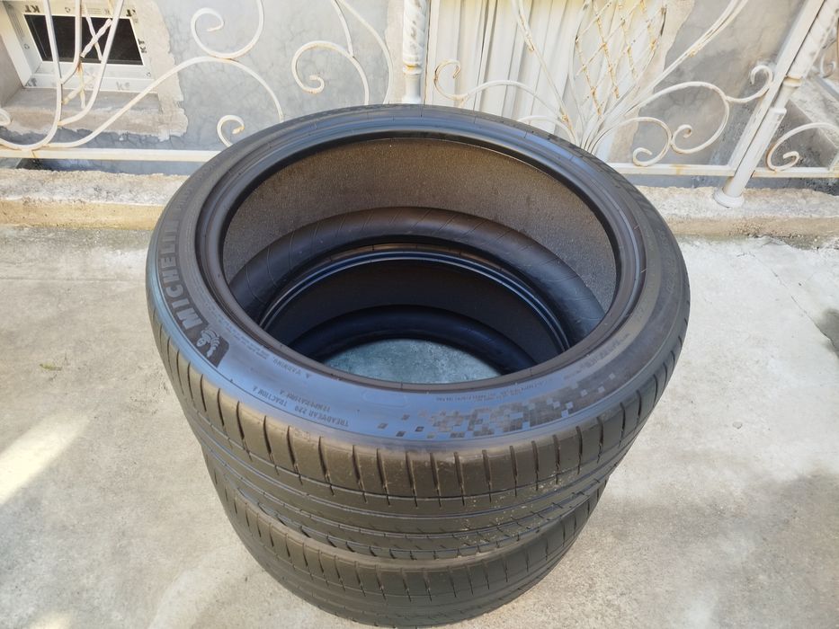 255 40 R20 Shina Michelin 2 dona