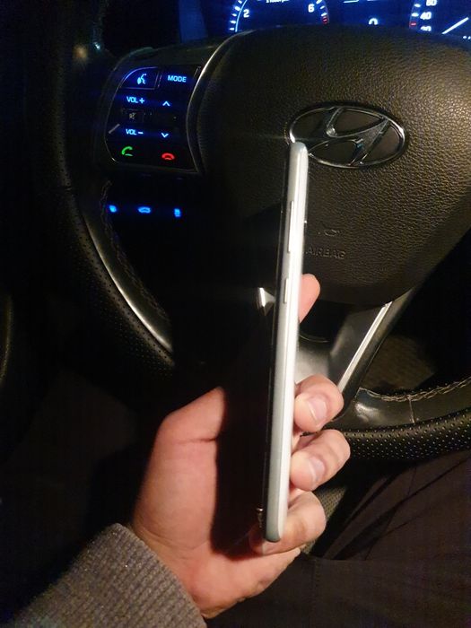 Продам самсунг а31