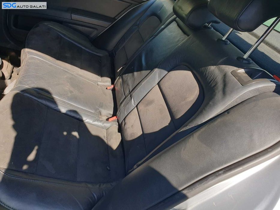 Bancheta Sezut cu Spatar Spate Pasager Semi Piele Semipiele Alcantara Skoda Superb 2 Hatchback Berlina 2008 - 2015 [C4195]