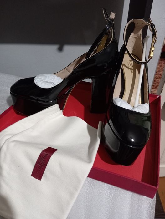 Туфли от Валентино новые