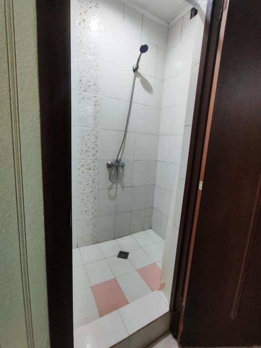 Продам 3 комнатый квартиру