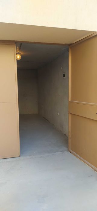 Дава се под наем Гараж / Паркомясто в Пловдив, Индустриална зона - Север - 16 кв.м за 86.7 € - Снимка #1