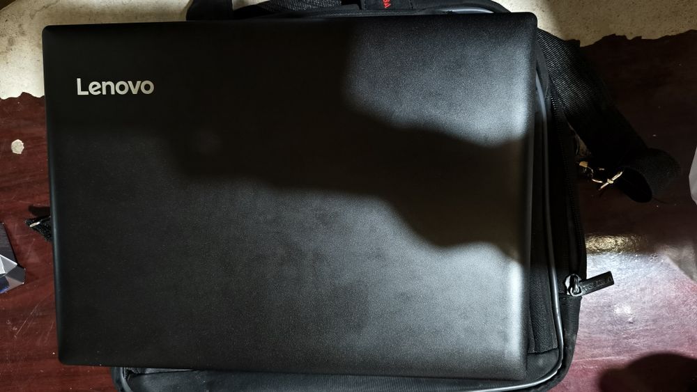 Офисный ноутбук Lenovo
