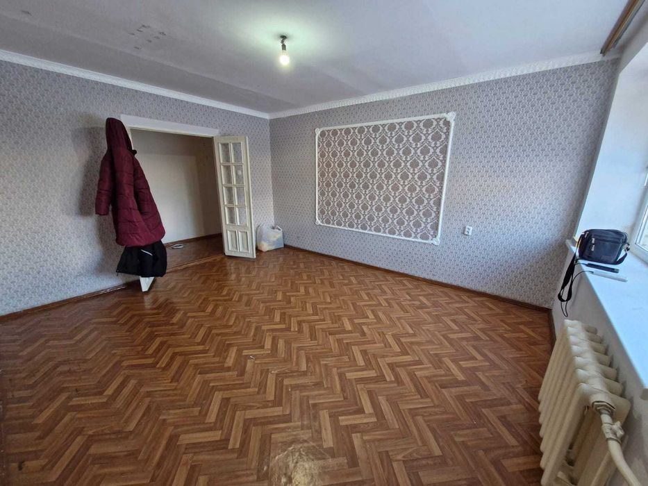 3-комнатная квартира 6мкрн