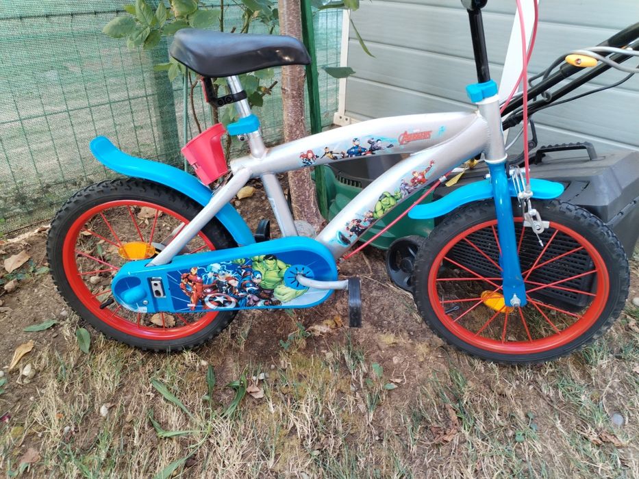 Vând bicicleta pentru copii