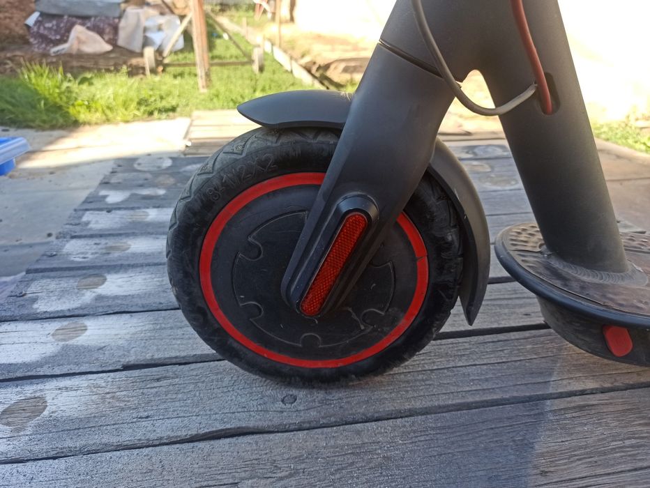 Продам самокат Xiaomi m365