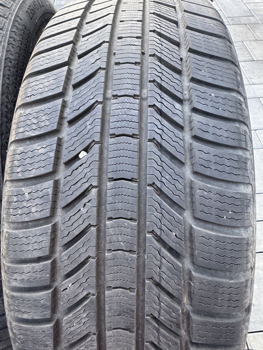 Anvelope iarna 4 buc Continental 235/42/R20 (2 noi,  2 aproape noi)