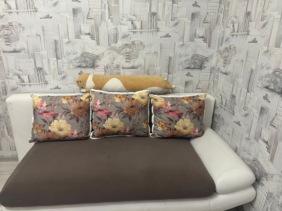 Продам диван срочно