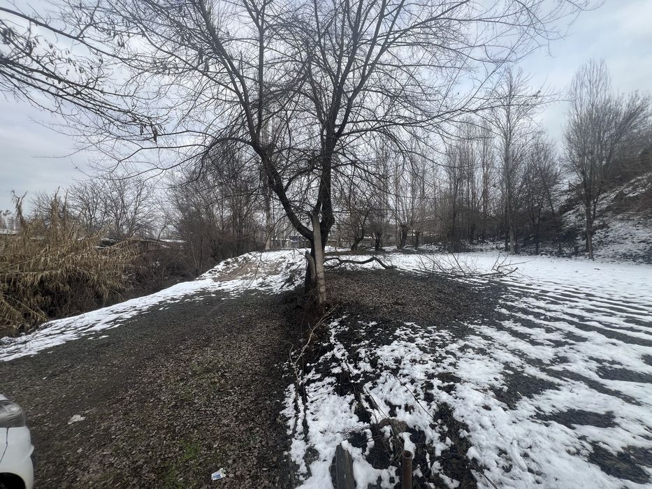 Yangiyol shax.2 sotix yer sotiladi dachniy qurishga yaxshi joy