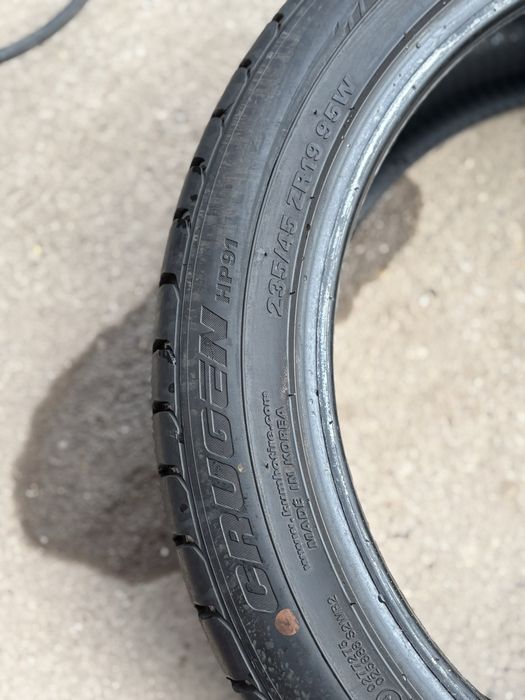 235/45/19 GoodYear 2 бр Kumho 2 бр