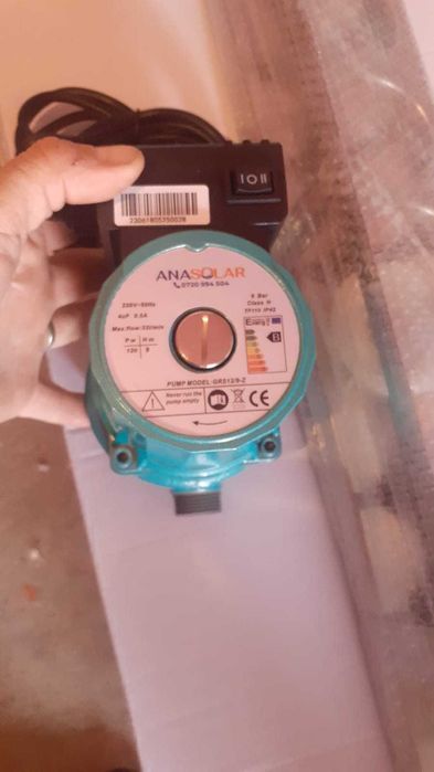 Panouri solare presurizate și nepresurizate apa caldă vindem și montăm