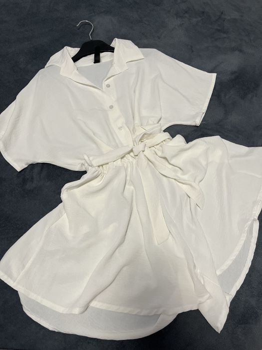 Летен бял гащеризон