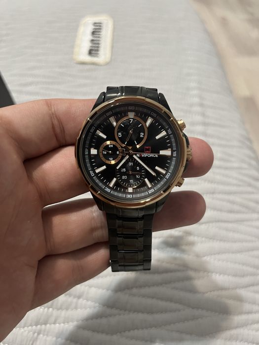 Часы новые Naviforce