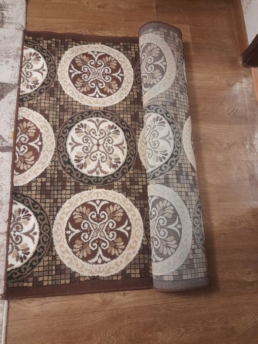 Продаётся ковровая дорожка