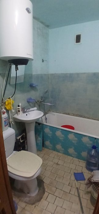 Продаётся квартира,ул.Беруний
