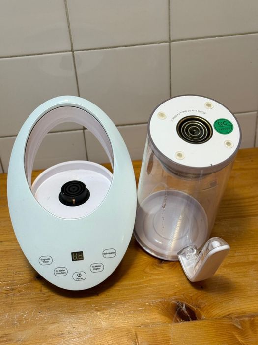 Generator de apă cu hidrogen