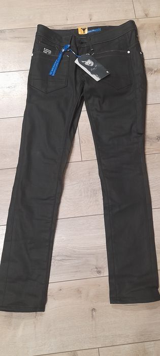 Нови Дамски дънки G - Star raw 29 номер