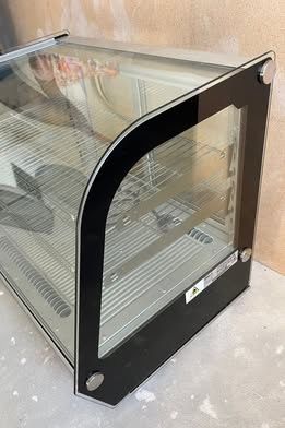 Vand vitrina rece ,120 litri