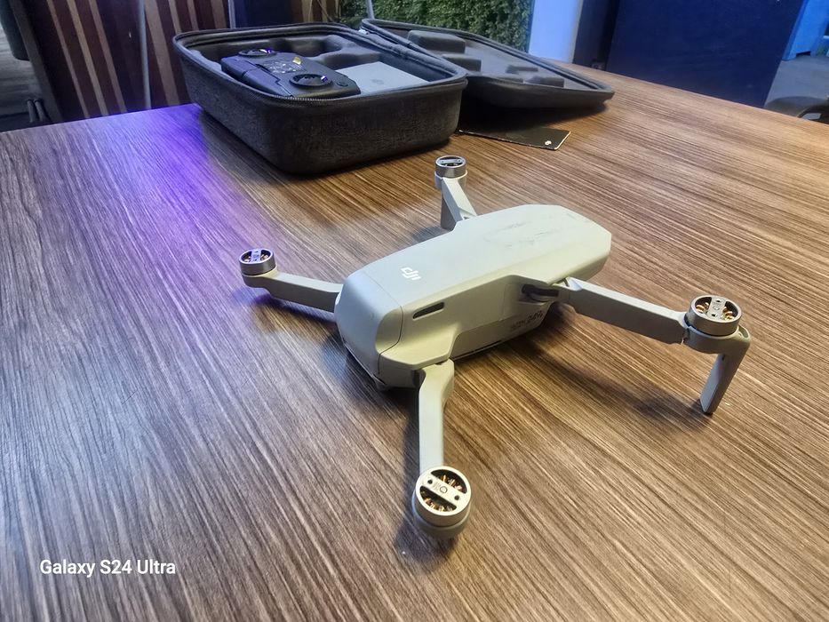 Квадрокоптер dji mini